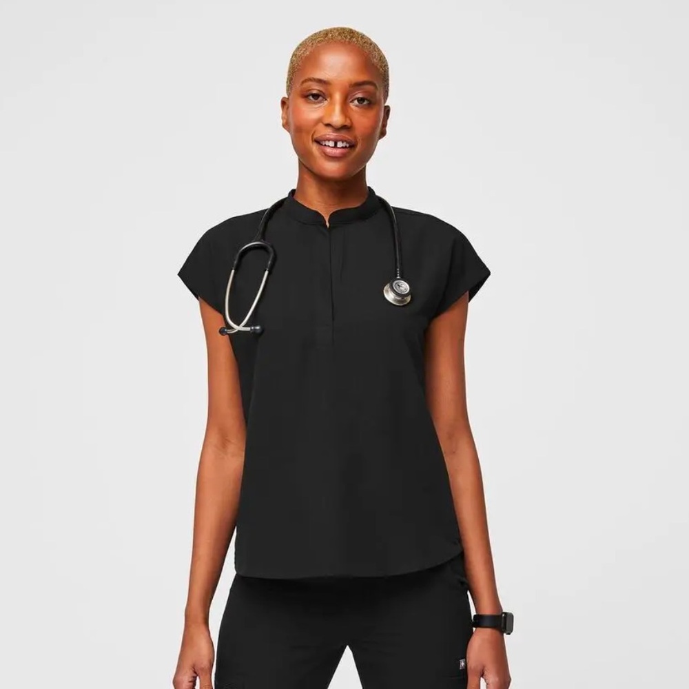 FIGS Rafaela Oversized Scrub Top in Black